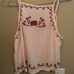 Embroidered cropped tank!